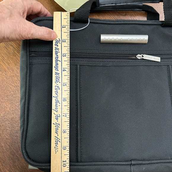 Perry Ellis Travel Toiletry Grooming Kit Bag. 14 x10x3. Double handle Black. New - Picture 3 of 13